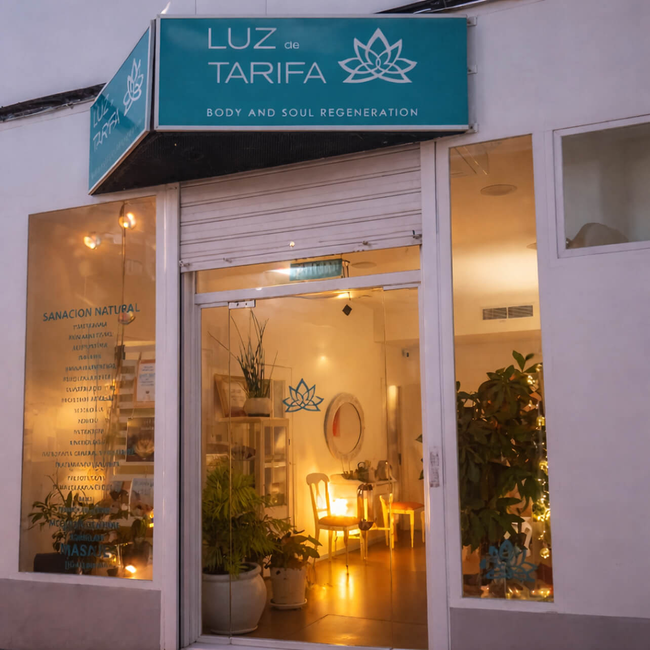 Interior del estudio de masajes — sala de tratamiento