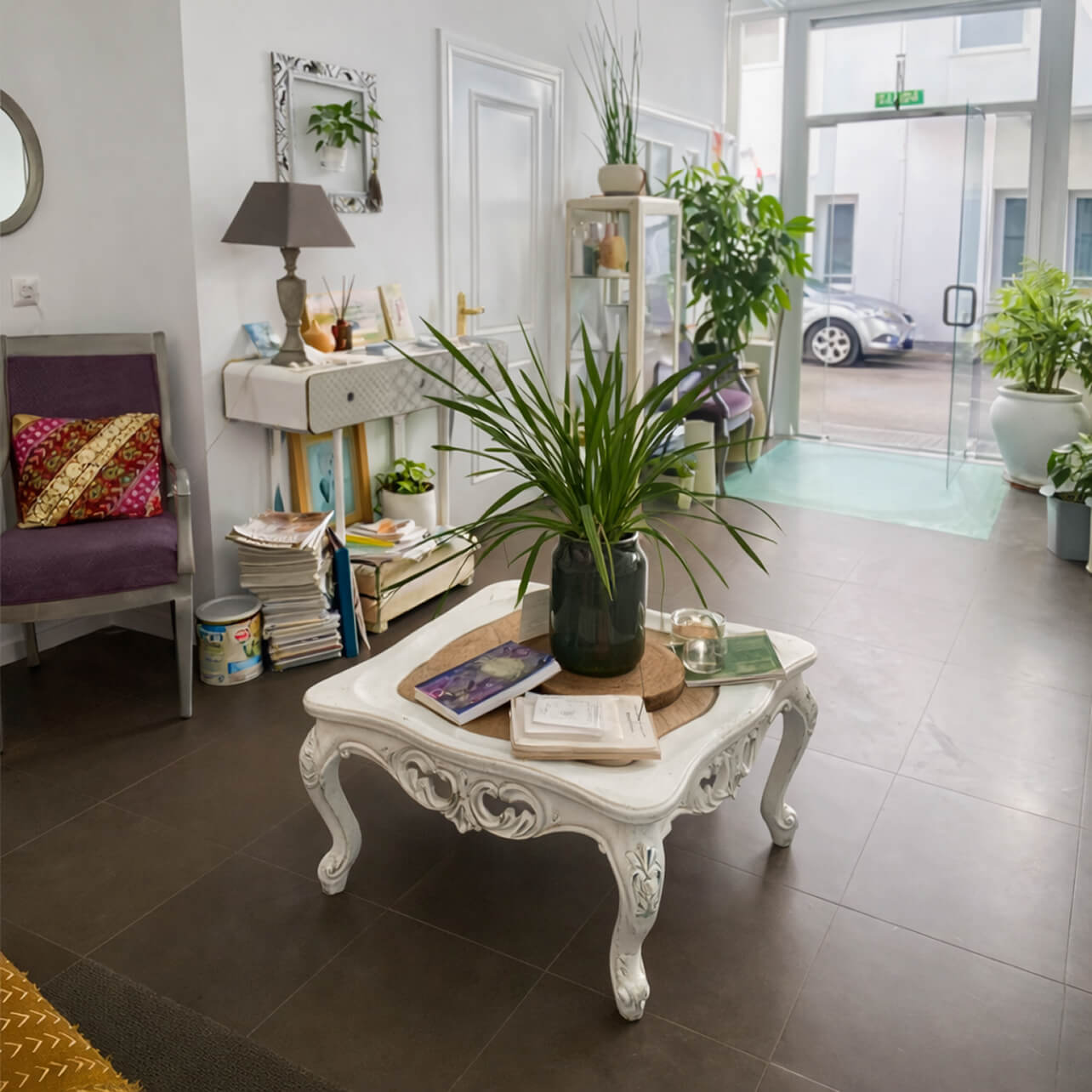 Interior del estudio de masajes — entrada